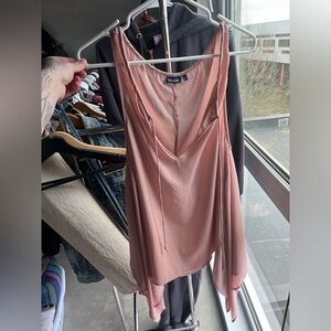 Tildon soft pink flow top size small